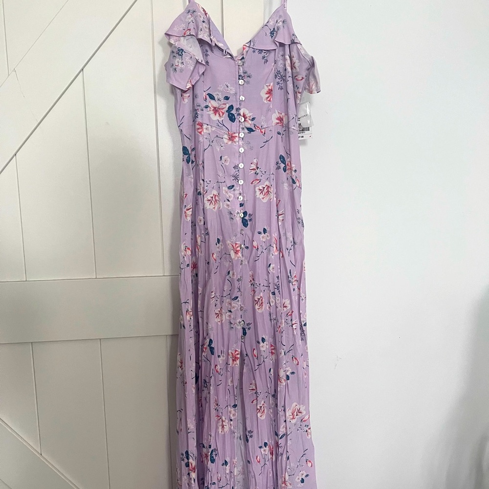 Forever 21 Violet Floral Maxi with mother of pearl buttons- Size M NWT